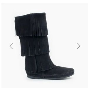 Used Minnetonka fringe three tier boots